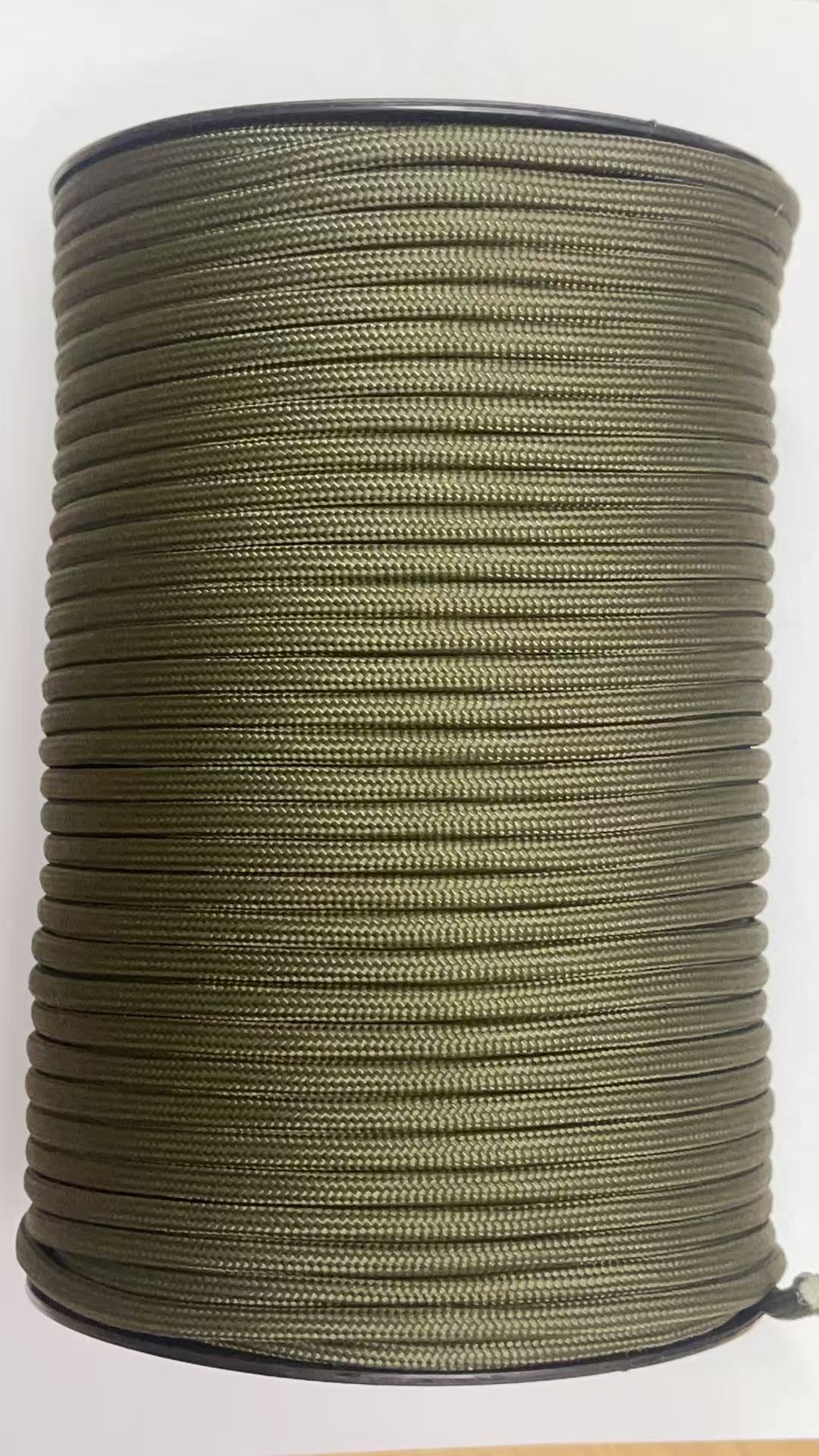SUMISE 1000lb Paracord Rope, 4mm 12 Triple Strands Paracord, Heavy Duty Tactical Parachute Cord for Survival Gear, Camping, Hiking, and Ideal for Bracelets, Lanyards, Type III Army Green